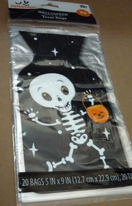 Skeleton on Black Background Halloween Treat Bags NIP  pkg of 20 - Picture 1 of 2