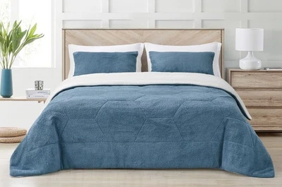 Wynne 3-Piece Honeycomb Reversible Double Sided Sherpa Comforter Set - Image 1 of 4
