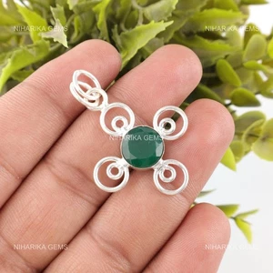 925 Plata Ley Redondo Verde Natural Onyx Negro Friday Madre Elegante Colgante - Imagen 1 de 9