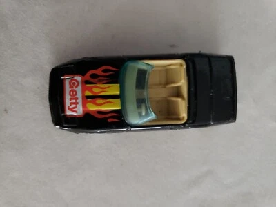 Corvette personalizado Hot Wheels 1988 convertible negro getty Foto 1 de 4