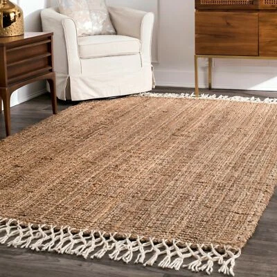 nuLOOM Hand Made Natural Jute and Wool Blend Area Rug with Fringe in Tan