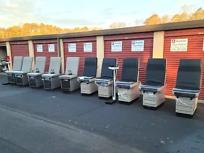 Mesa de examen Ritter Midmark usada a juego nueva Uphstery *Premier usada médica* Foto 1 de 4