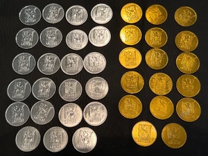 LOTE DE 40 RASCADORES DE MONEDAS DE METAL DE LOTERÍA TEXAS USADOS Plata, Tono Dorado - Imagen 1 de 3