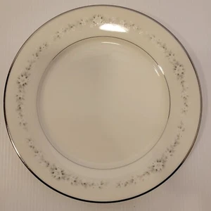Noritake Ivory China Dinner Plate Heather Pattern 7548 Dinnerware Table Setting - Picture 1 of 3