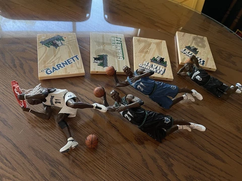 Lot of 4 McFarlane Minnesota Timberwolves Loose Figures -Kevin Garnett, Sprewell Cover
