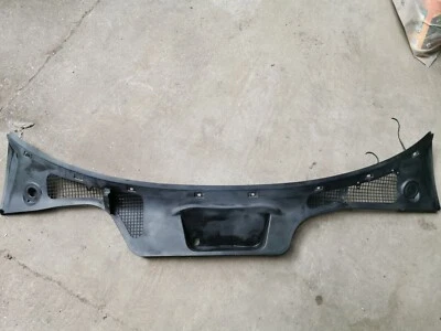 Bmw Z3 Scuttle Panel Trim Vent - Image 1 of 4