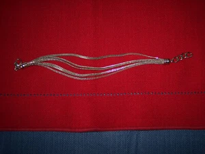 BEAUTIFUL SILVER BRACELET IN GIFT BAG - Picture 1 of 1