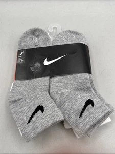 Nike Jungen Socken 13c-3y 6 Paar grau weiß schwarz Quarter - Bild 1 von 4