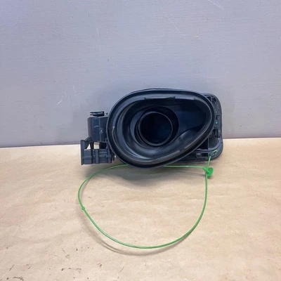 BMW 320i 328i 335i 340i 330i F30 2012-18 tanque de combustible gas cubierta de puerta olla 7238100 Foto 1 de 4