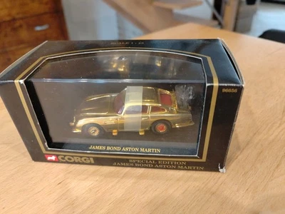 ASTON MARTIN JAMES BOND SPECIAL EDITION FIGURINES 1/43  CORGI - Photo 1/4