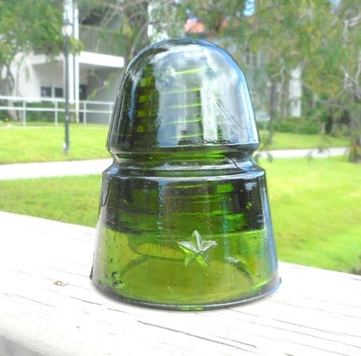 NICE DARK OLIVE GREEN CD 145 STAR BEEHIVE STYLE GLASS INSULATOR (E) - Image 1 of 4