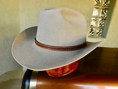 Resistol Double X Vintage Cowboy Hat, Sz. 7  1/8 Tan - Image 1 of 4