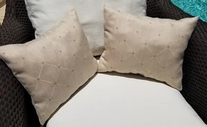 SUNBRELLA đź’•Premium Throw Pillows (Set of 2), 13"x 16", Indoor/Outdoor, NEW - Picture 1 of 8