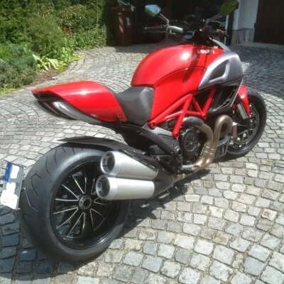 Ducati Diavel 1200 - Bild 1 von 4
