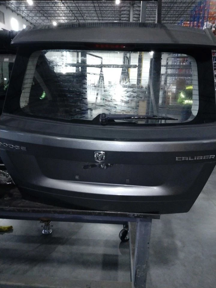 Maletero/portón trasero sin alerón compatible con calibre 07-12 428259 Foto 1 de 2