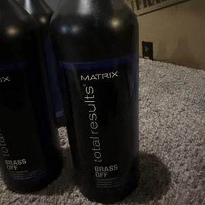 Matrix Total Results Brass Off Conditioner, 33.8 Oz / 1 Liter - Picture 1 of 1