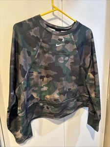 Nike dry fit camo pullover sweatshirt - Picture 1 of 7
