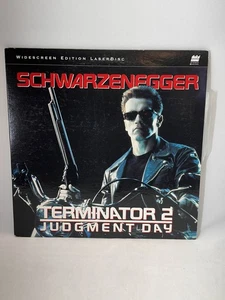 Terminator 2 Judgement Day (1991) Widescreen 2 Disc Edition Laserdisc - Picture 1 of 3