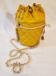 Vera Pelle Avorio Italian Leather Yellow Bucket Bag - Picture 1 of 8