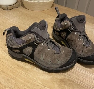 Salomon Walking Trainers shoes UK 4 - Picture 1 of 6