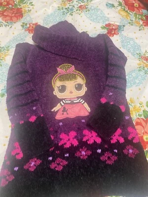 Suerte De Niña Con Cuello Foto 1 de 4