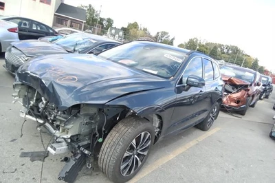 2023 Volvo XC60 2.0L Engine Motor OEM 15K Miles - LKQ435503642 - Image 1 of 4