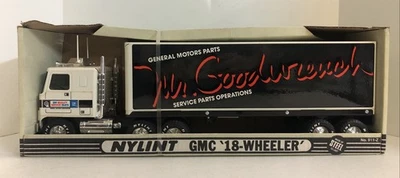 Camión coleccionable Nylint GMC '18-Wheeler' Mr. Goodwrench hecho de acero - 911-Z Foto 1 de 4