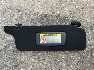 Ford Mustang 1994-1998 parasol lado del pasajero derecho, cupé, negro SN95 OEM - Imagen 1 de 4