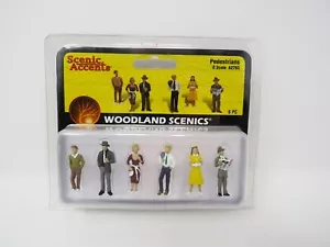 Woodland Scenics O 2763 stehende Fußgänger Passagiere Stadt Menschen Figur Set - Bild 1 von 2
