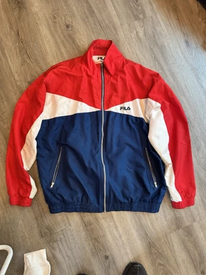 Chaqueta cortavientos vintage FILA tricolor EE. UU. roja blanca azul grande para hombre Foto 1 de 4