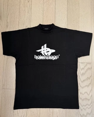 Balenciaga Men's T-Shirt Size L  - Image 1 of 3