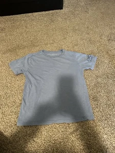 Boys Lucky Brand T Shirt Size 10/12 - Picture 1 of 4
