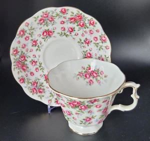 Royal Albert Nell Gwynne "Chelsea" Footed mini cabbage rose Chintz Teacup/Saucer - Picture 1 of 24