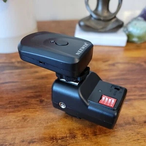 Camera Remote Shutter PT‑16GY 16 Channels Radio Wireless Remote Speedlite Flash - Picture 1 of 8