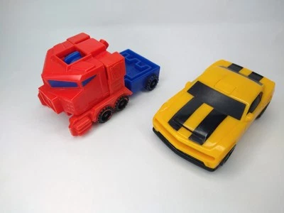 Burger King 2005 juguete de comida para niños Optimus Prime y Bumblebee Transformers Foto 1 de 4