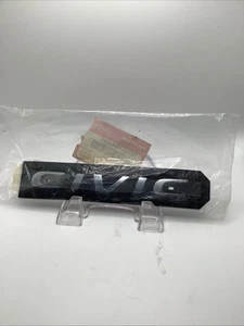 Genuine HONDA CIVIC Rear Emblem  75722-TBA-A00 NEW OEM 2016-2021 - Picture 1 of 2