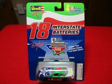 Bobby Labonte #18 Interstate Batteries 500 Texas Revell NASCAR 1 64