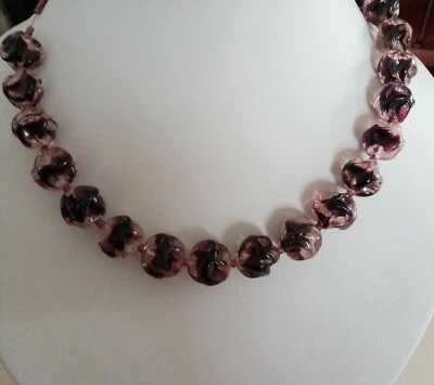 Schmuck Halskette Perlenkette böhmische Lampen Perlen, gedreht aubergine  46 cm - Bild 1 von 4