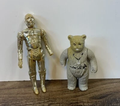Figuras de colección Kenner Star Wars Ewok Chief Chirpa y C-3PO C3PO DAÑADAS Foto 1 de 4