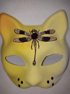 Cat mask, party, fancy dress, yellow mask, Halloween, Masquerade - Image 1 of 2