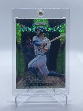 Jose Altuve /199 2019 Prizm Lime Green Donut Circles Prizm #40 Houston Astros