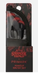Stranger Things X Primark 3-teiliges Make Up Pinsel Set NEU - Bild 1 von 2