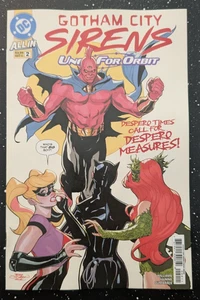 Sirene Gotham City inadatte per orbita #2 CVR A Terry Dodson quasi nuove - Foto 1 di 1