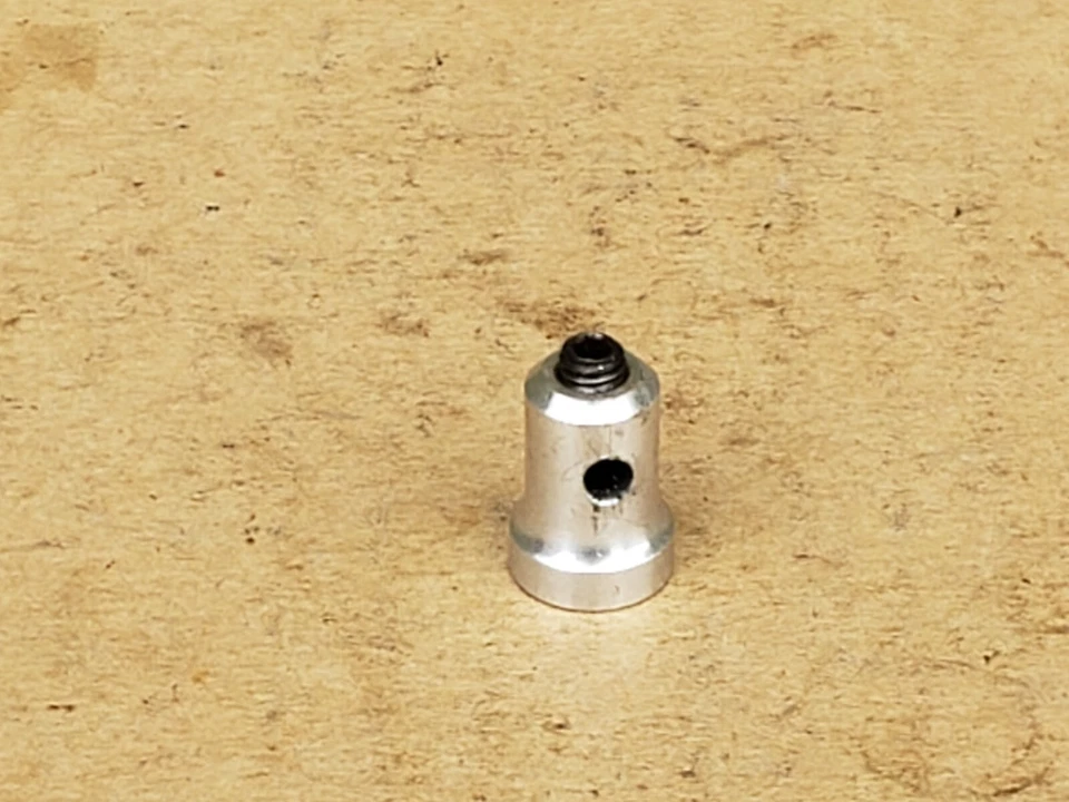  mugen mbx6tr nitro pipe mount - Image 1 of 1