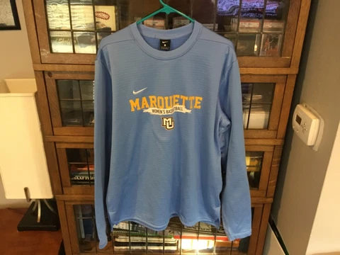 Marquette Golden Eagles Women’s Basketball Blue NIKE Sweatshirt SZ L - Cool Cover