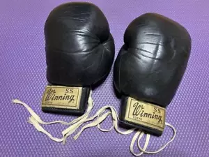Winning Vintage Initial Logo Boxhandschuhe 10oz schwarz selten Schnürung alter Typ - Bild 1 von 5