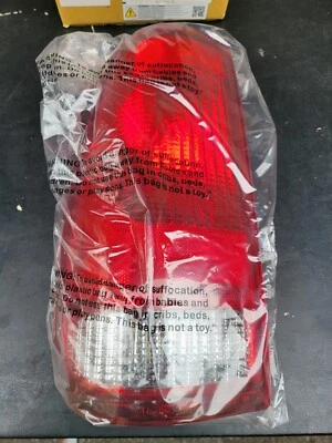 Luz trasera para camioneta Ford F150 F250 1997-2004 11-3190-01-1  Foto 1 de 2