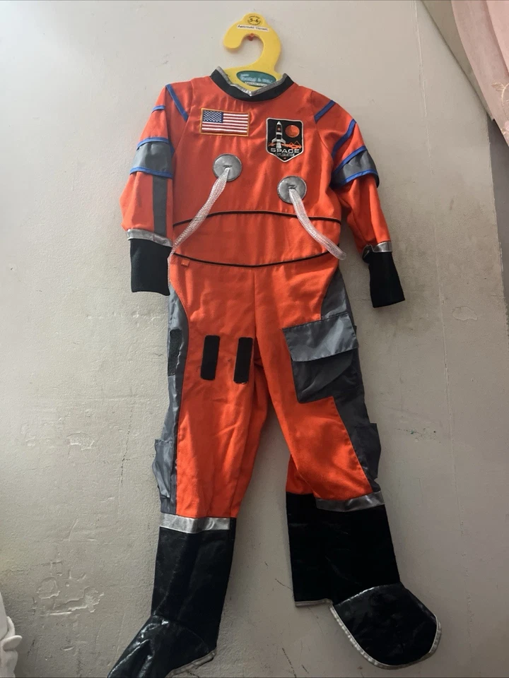 Teetot & Co. Astronauta Jóvenes Niños Niño Talla 5-6 Disfraz de Halloween Naranja Sin Sombrero Foto 1 de 4