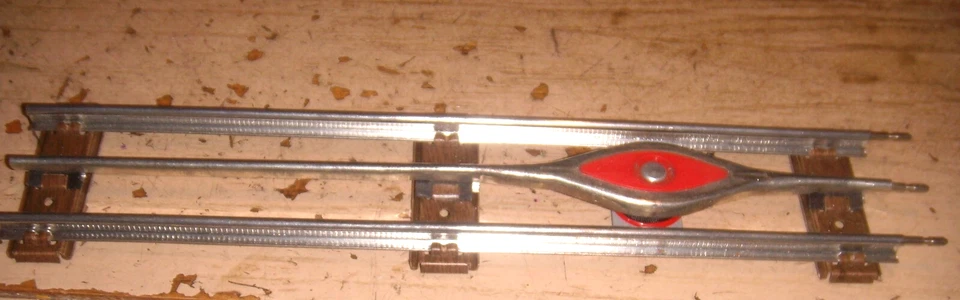 PCS Lionel 6-5149 O27 Gauge Remote UNCOULPER  Control Operating Track - Image 1 of 1