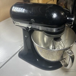 KitchenAid Artisan 5 Quart Stand Mixer - Stainless Steel Bowl & Attachment - Picture 1 of 16